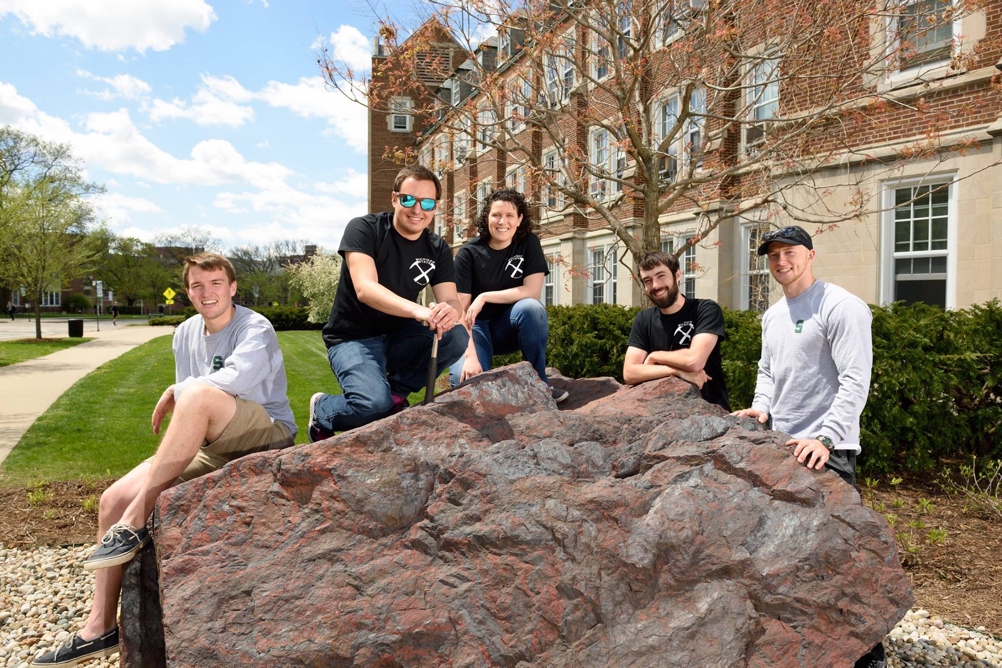 Students sitting on top of BIF